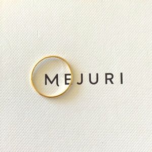 Mejuri Ring